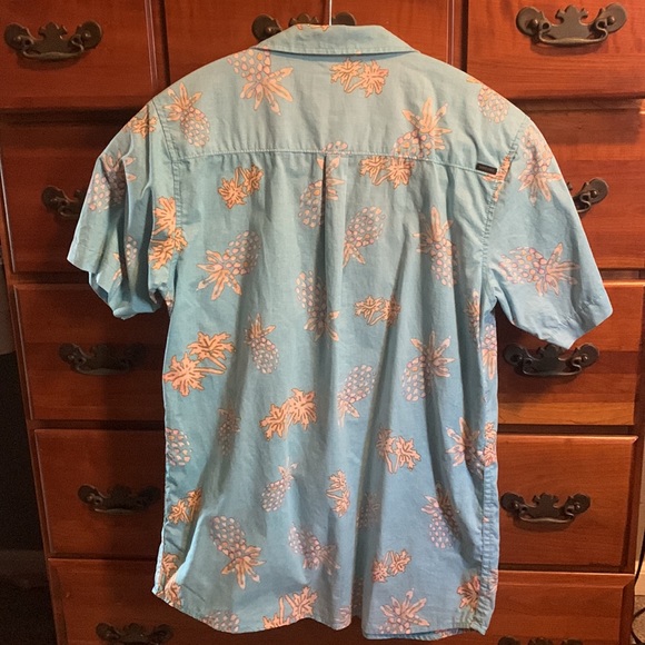 Tropical button down - Picture 3 of 3
